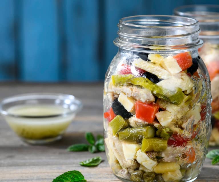 Ensalada de pollo con vinagreta a la menta