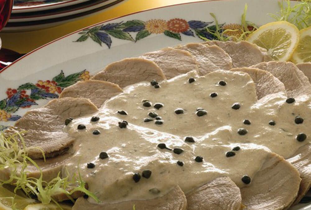 VITELLO TONNATO (Pollo de Ganso con Salsa de Atún)
