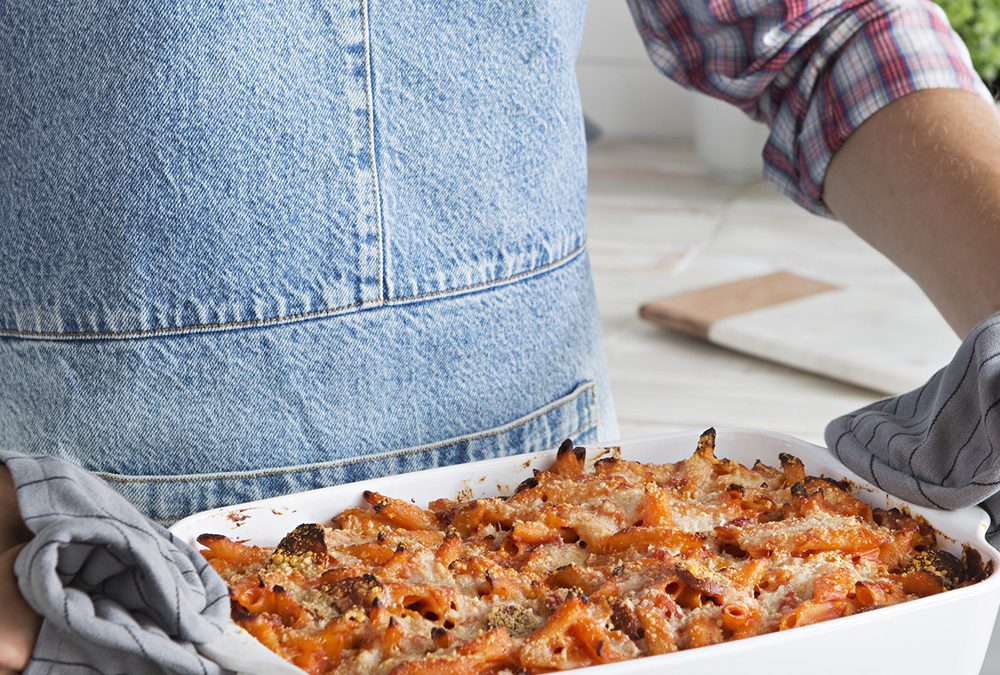 MACARRONES CON TOMATE Y CHORIZO